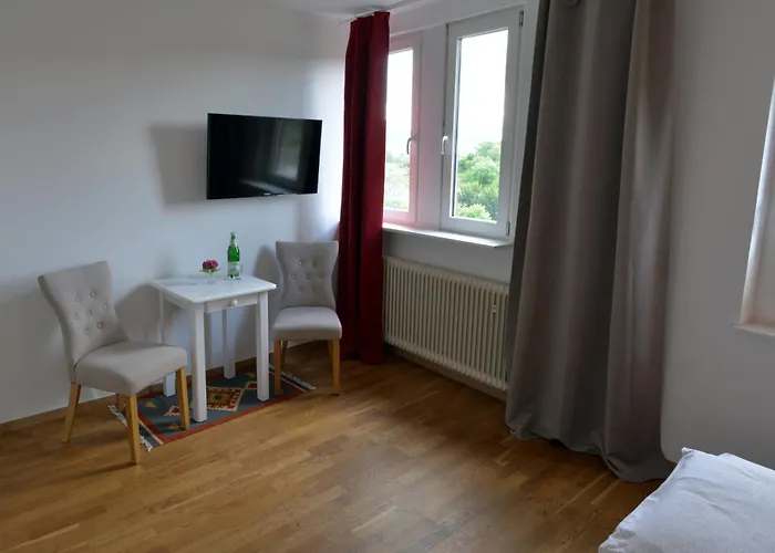 Weingut Erbes-henn 오지그