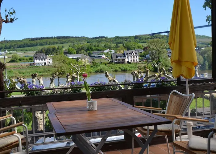 Weingut Erbes-henn *